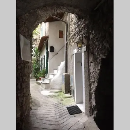 Ferienhaus Casa Venezia In Airole, Liguria, Italy