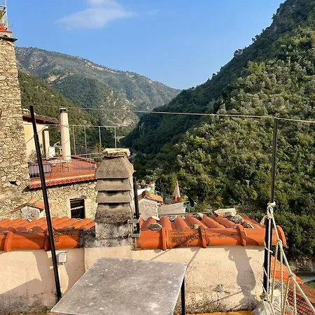 Casa Venezia In Airole, Liguria, Italy Ferienhaus