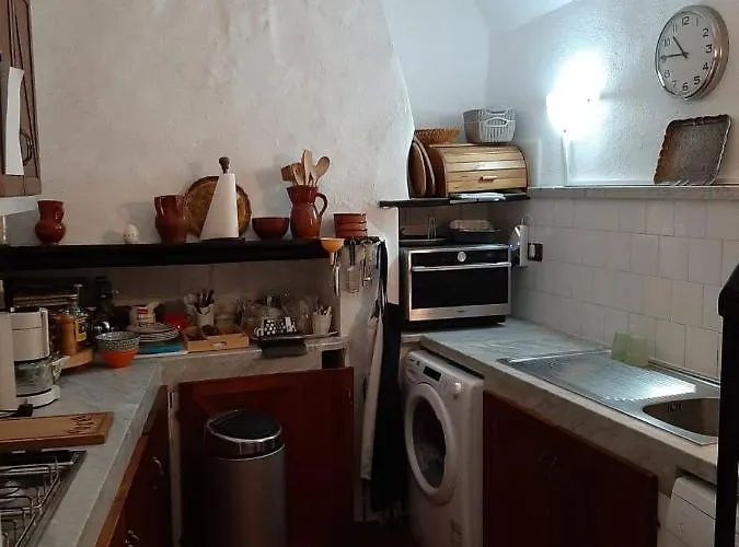Feriehus Casa Venezia In Airole, Liguria, Italy Airole