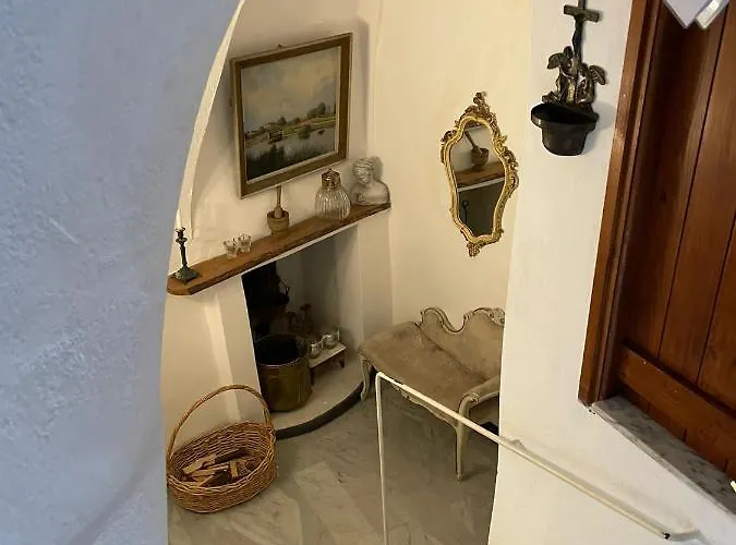 Feriehus Casa Venezia In Airole, Liguria, Italy