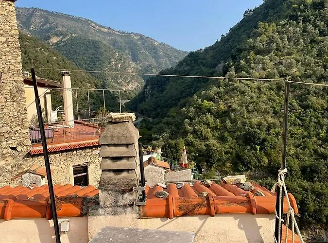 Casa Venezia In Airole, Liguria, Italy Feriehus