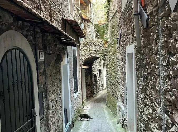 Casa Venezia In Airole, Liguria, Italy Feriehus